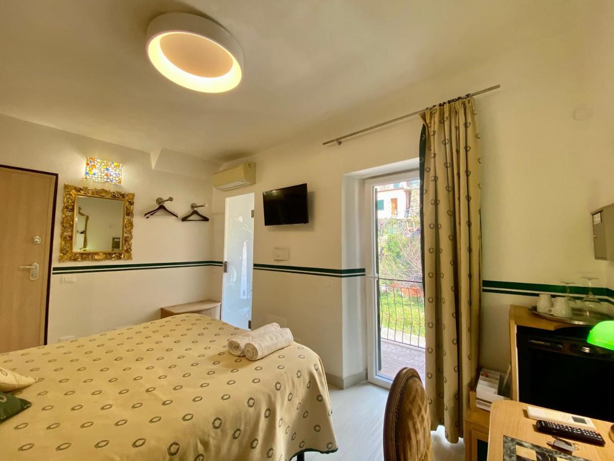 Giovanni Rooms Manarola Luaran gambar